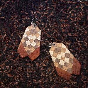 Brown and cream Checkerboard Pattern Wooden Earrings, NWOT